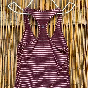 LULULEMON FITTED TANK